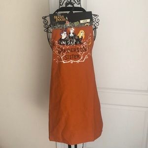NWT Disney Hocus Pocus Apron